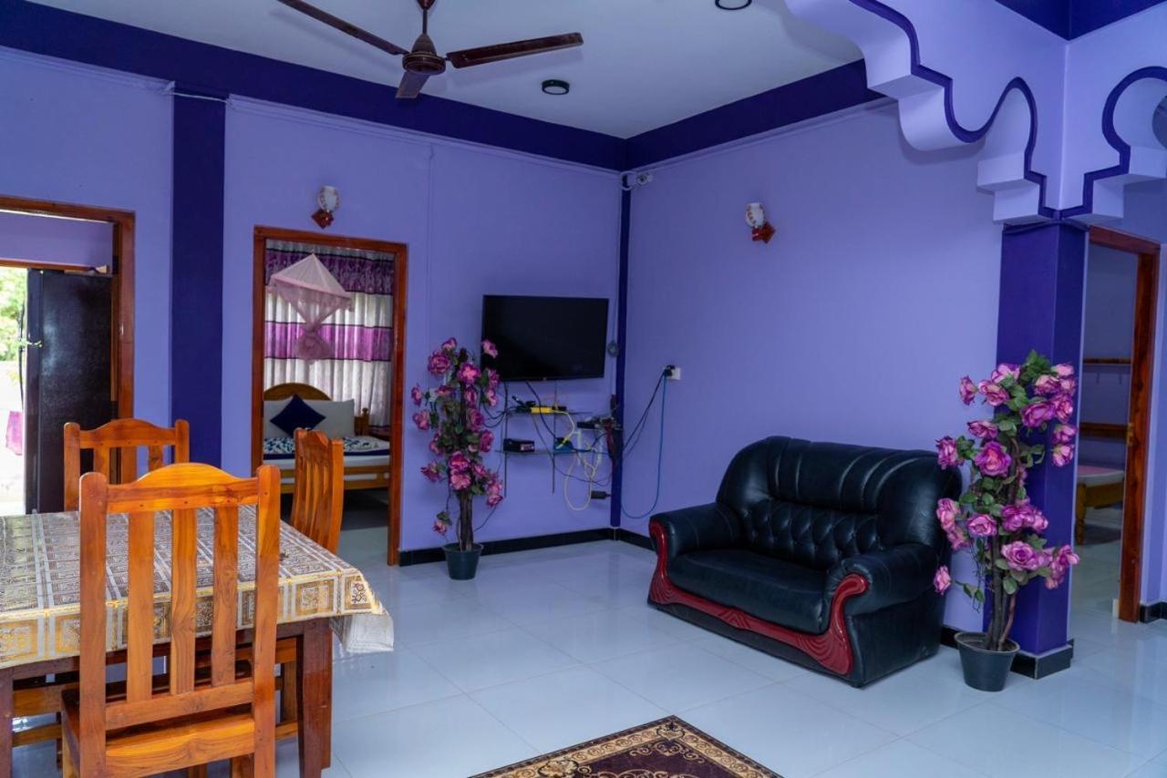 Snp Star Guest House Trincomalee Εξωτερικό φωτογραφία
