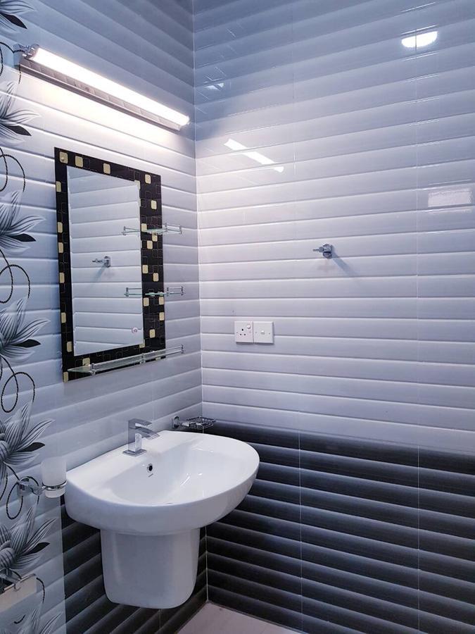 Snp Star Guest House Trincomalee Δωμάτιο φωτογραφία