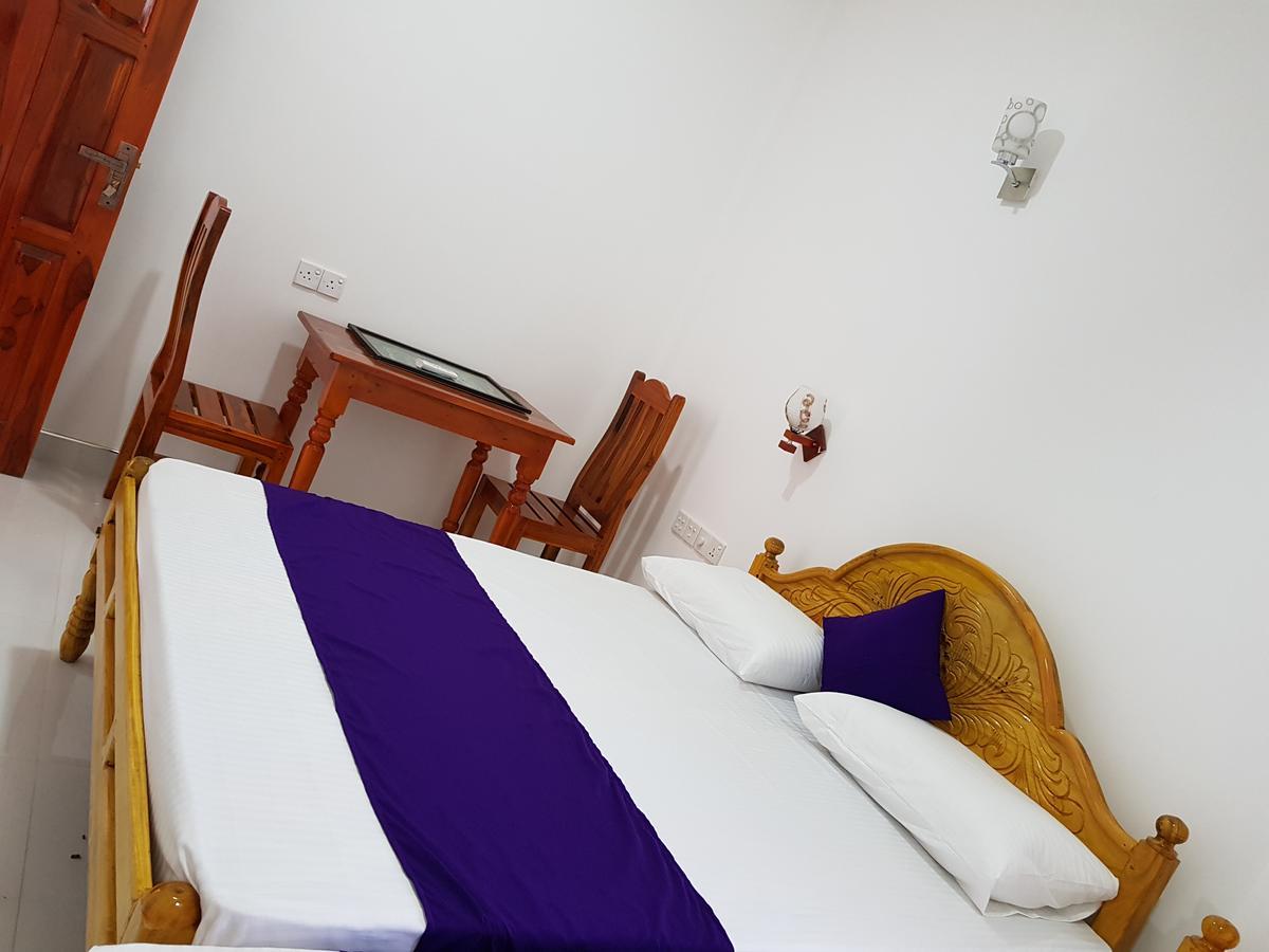 Snp Star Guest House Trincomalee Εξωτερικό φωτογραφία
