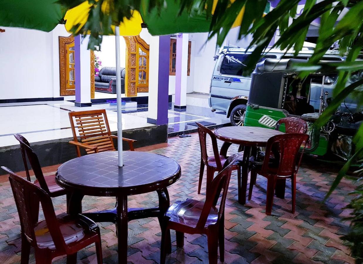 Snp Star Guest House Trincomalee Εξωτερικό φωτογραφία