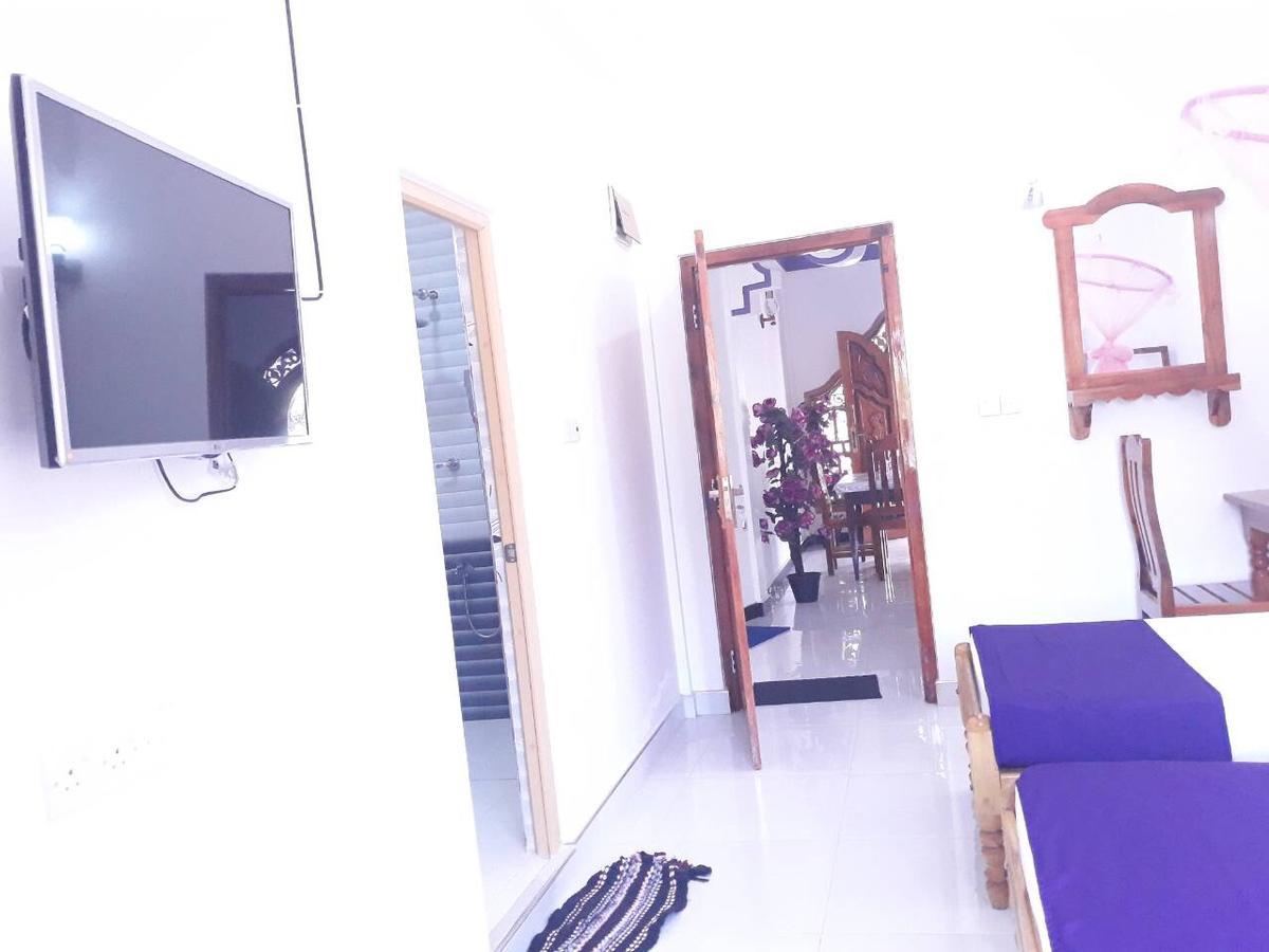 Snp Star Guest House Trincomalee Εξωτερικό φωτογραφία
